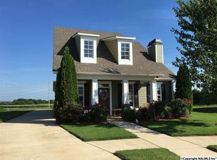 318 Harbor Glen Dr SW, Madison, AL 35756