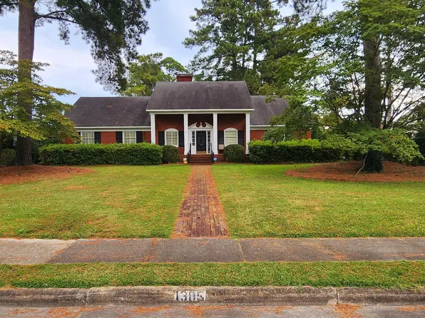 1305 Greenbriar Road, Kinston, NC 28501