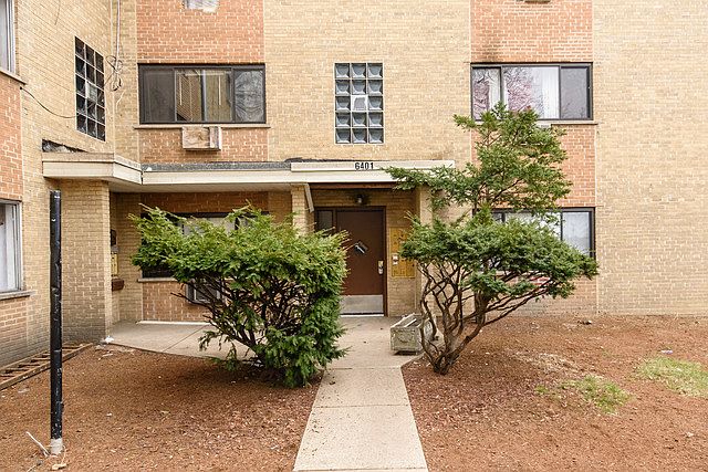 1st image of 6401 N Damen Ave #3C