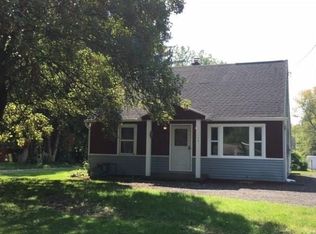 703 Whitney Rd W, Fairport, NY 14450