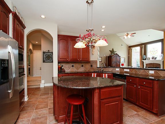 5th image of 1702 Glen May Park Dr