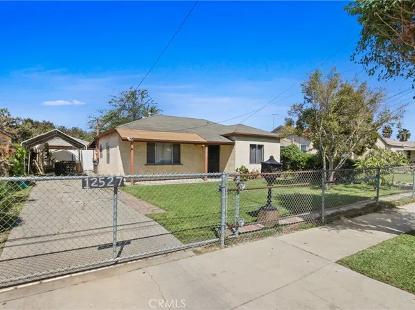 12527 Waldorf Dr, Lynwood, CA 90262