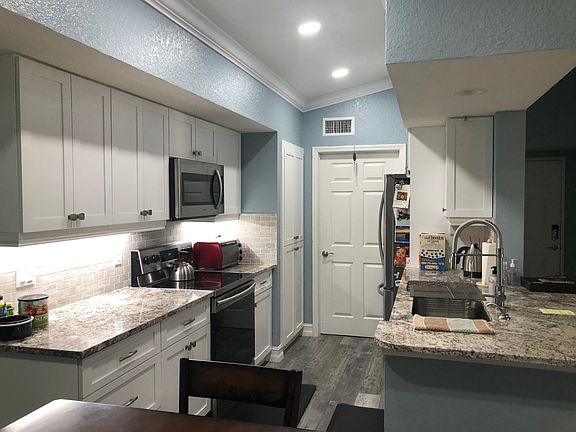 4th image of 1534 Saint Croix Ln #1534