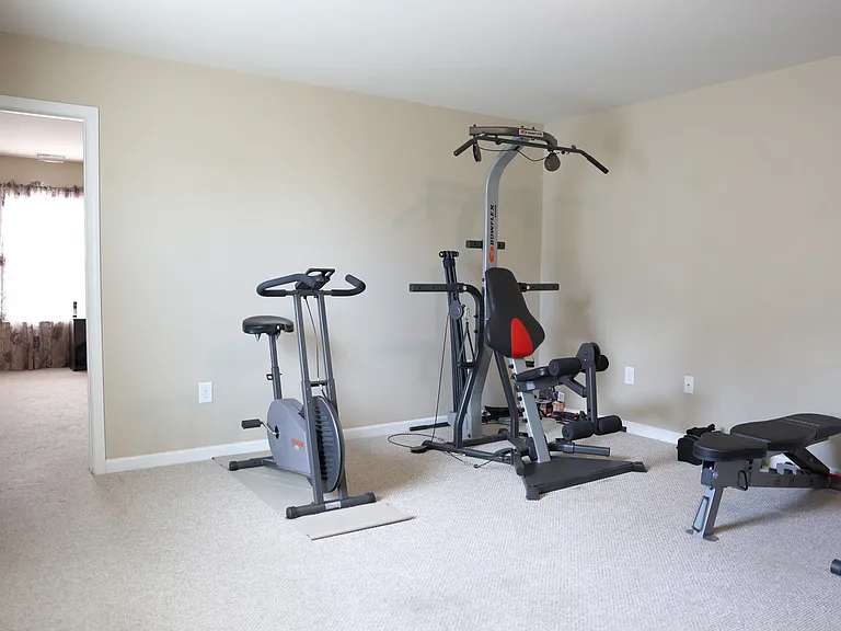 2510 Perthshire Ln — Photo 30