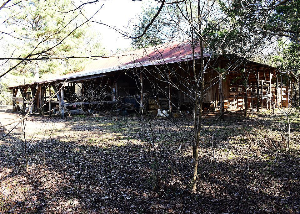 2nd image of 1458 Eddington Rd