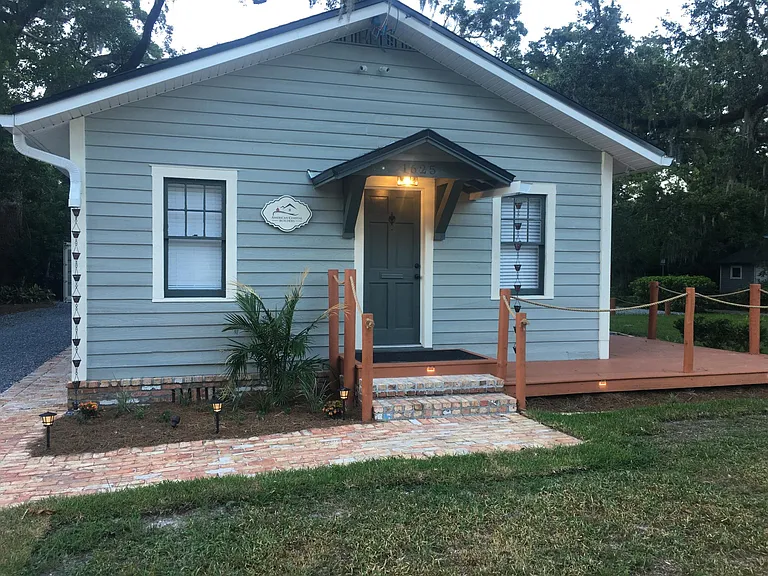 1625 Emerson St — Photo 9