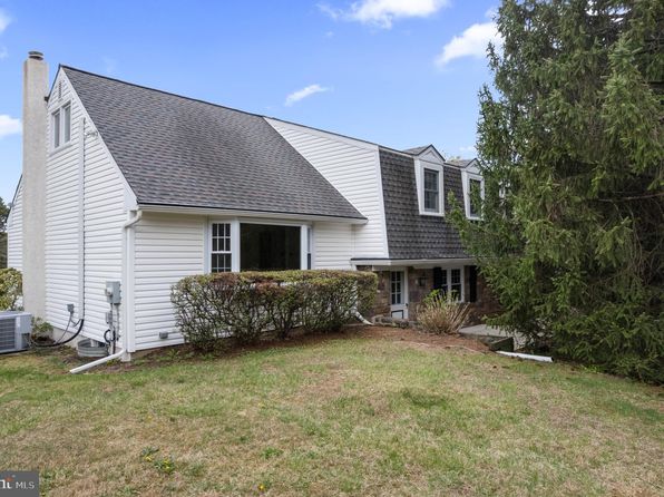 4487 Southview Ln, Doylestown, PA 18902