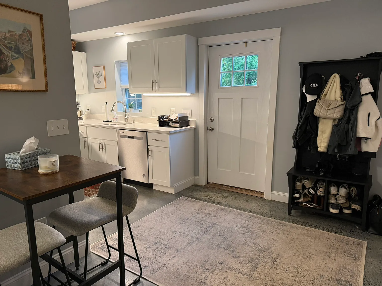 2 bed, 2.5 bath, 1200 sqft, $3,500 — Photo 2