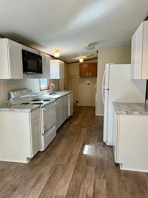 3 bed, 1456 sqft, $1,425 — Photo 4