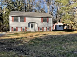 199 Old Portland Rd, North Waterboro, ME 04061