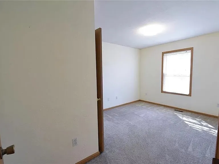 410 Ming St #A — Photo 9