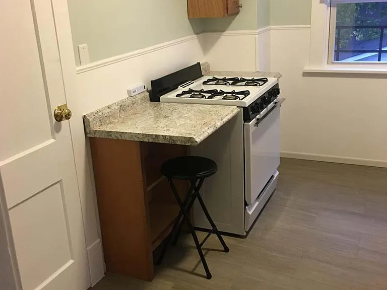208 Delmar Ave #2 — Photo 8
