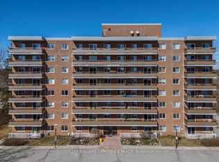 414 Blake St #804, Barrie, ON L4M 5J7