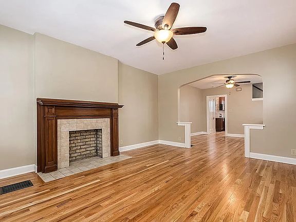 2nd image of 27 W California Ave