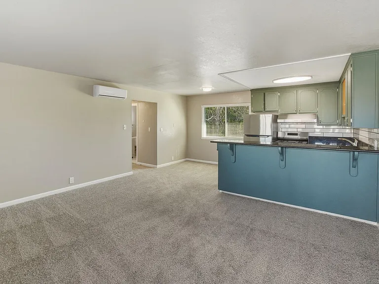 1540 Hesket Way — Photo 11