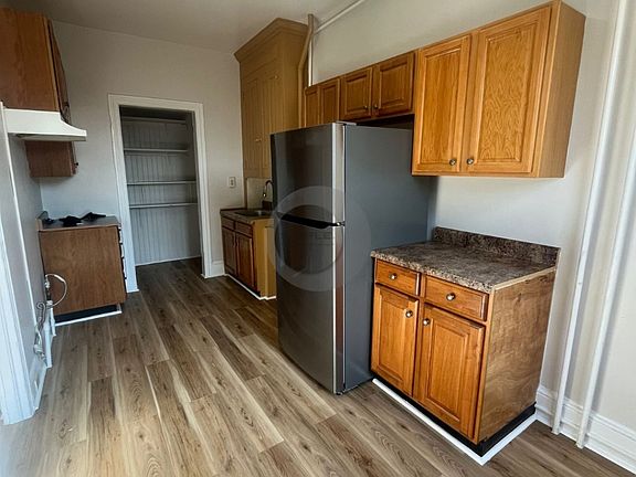 3rd image of 505 Bingaman St APT 1