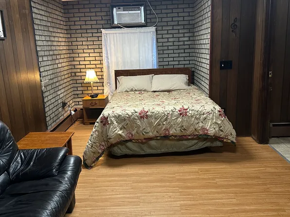 173 S Main St Rear 173, Middletown, CT 06457