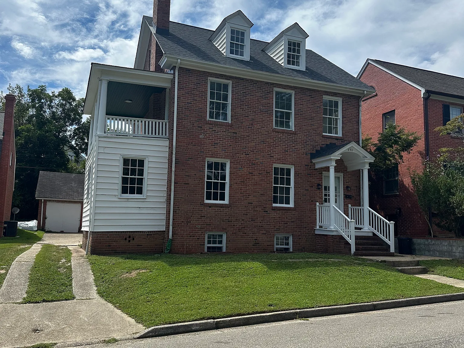 230 Griffin Ave — Photo 2
