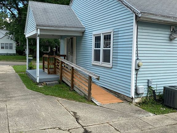 5th image of 320 E Siebenthaler Ave