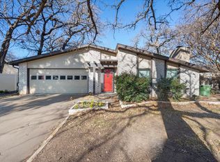 2500 Ridgemoor Ct, Arlington, TX 76016