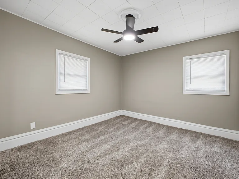 844 Harrison Ave — Photo 15