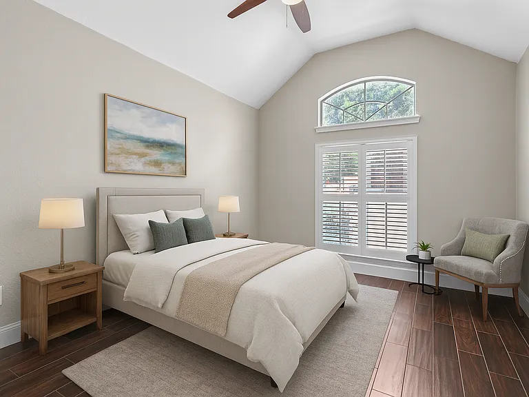 705 Tealwood Ln — Photo 10