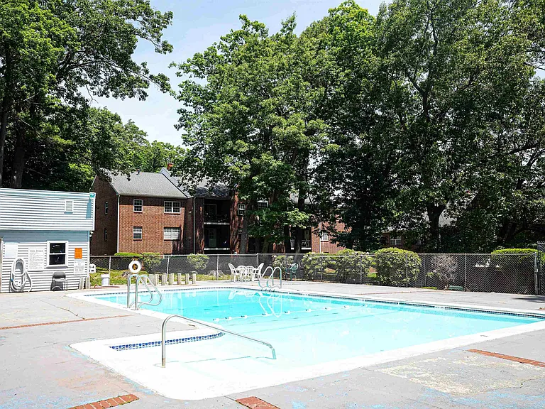 7 Louisburg Sq #2 — Photo 32