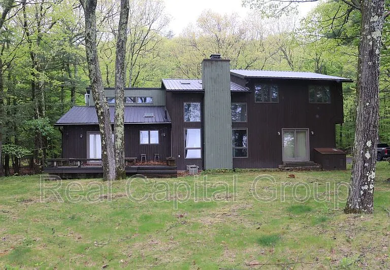 98 Beaver Dam Rd — Photo 32