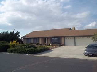 12826 Laurel Oak Rd, Victorville, CA 92392