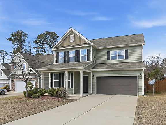3rd image of 642 Stapleford Ln