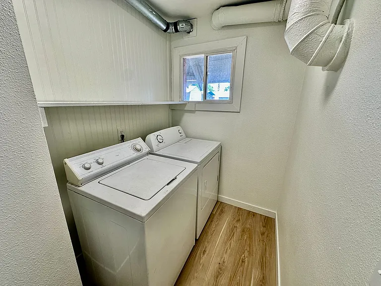 2022 W Dean Ave — Photo 17