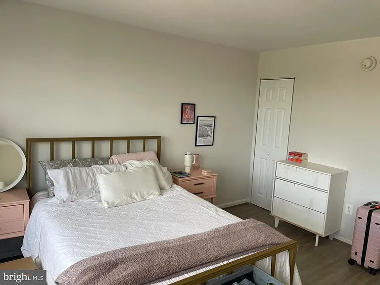 922 24th St NW #711 — Photo 23