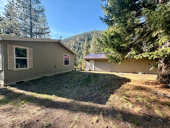 5th image of 37 Bighorn Rd