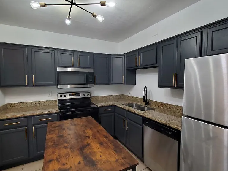 Mountain View Condos — Photo 55
