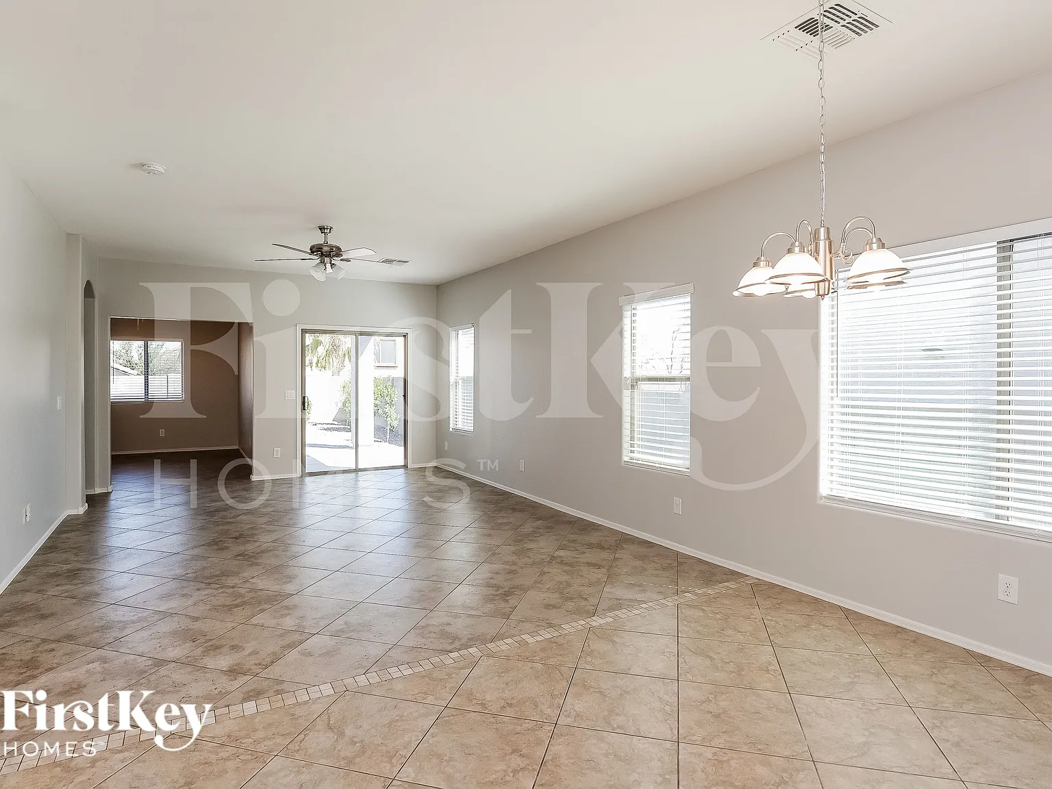 3 bed, 2.0 bath, 1707 sqft, $1,830 — Photo 3