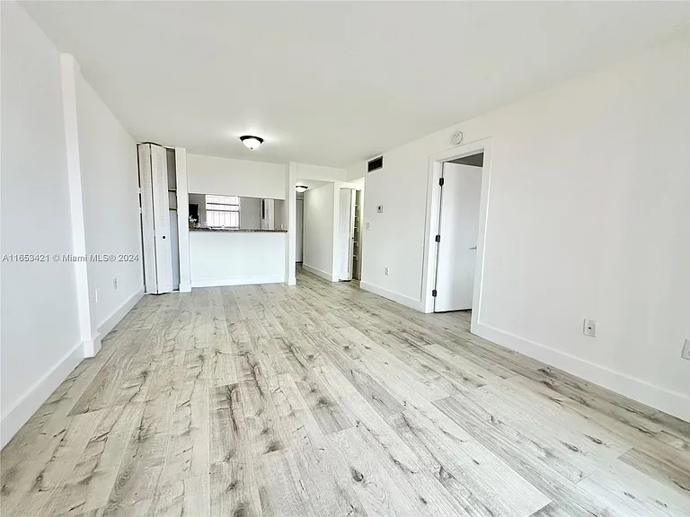 19751 SW 114th Ave #349 — Photo 12