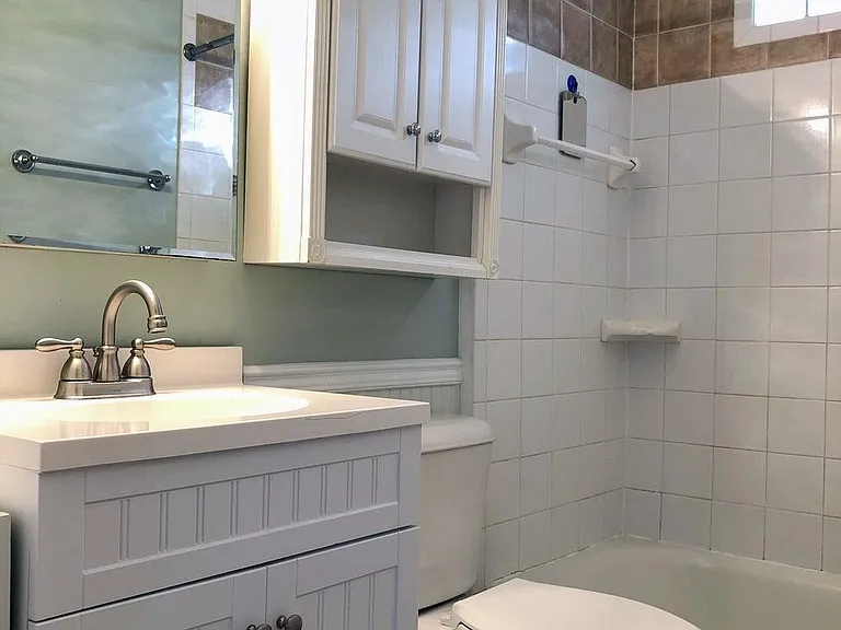 1676 Bristol Dr NE — Photo 15