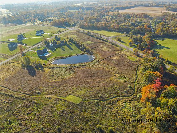 4th image of 8673 Cannonsburg Rd