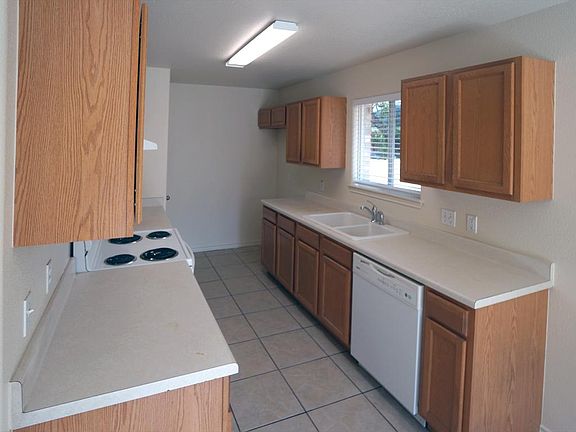 5th image of 1301 Laurel Glen Blvd