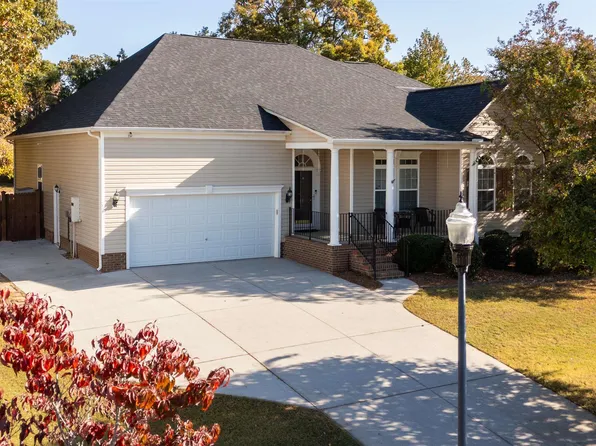 27 Meadow Rose Dr, Travelers Rest, SC 29690
