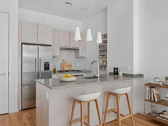 2nd image of 1143 Lafayette Ave APT 3B