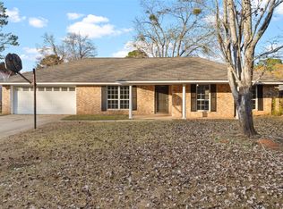121 Casa Dr, Haughton, LA 71037