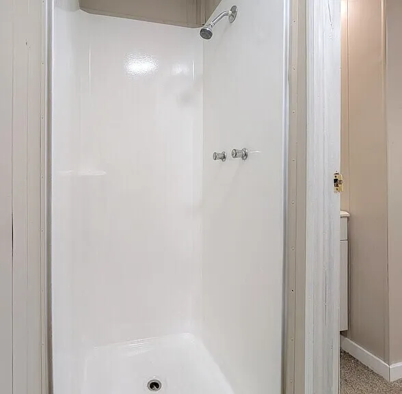 11452 Hobart Blvd — Photo 13
