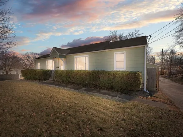8911 E 59th St, Raytown, MO 64133
