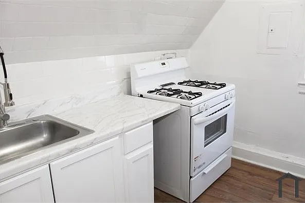4207 3rd St #3 — Photo 9