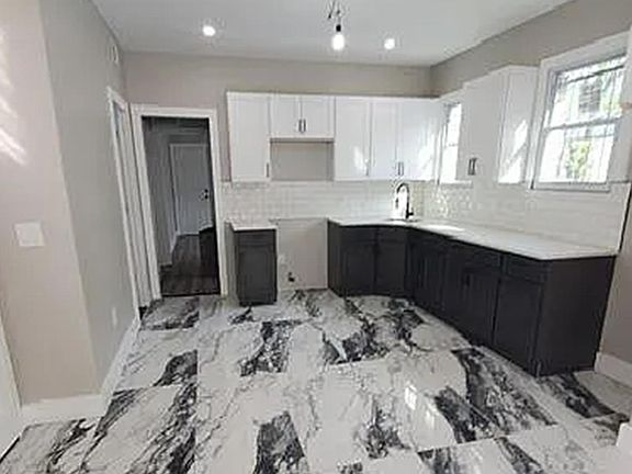 3rd image of 97 Clifton Ave