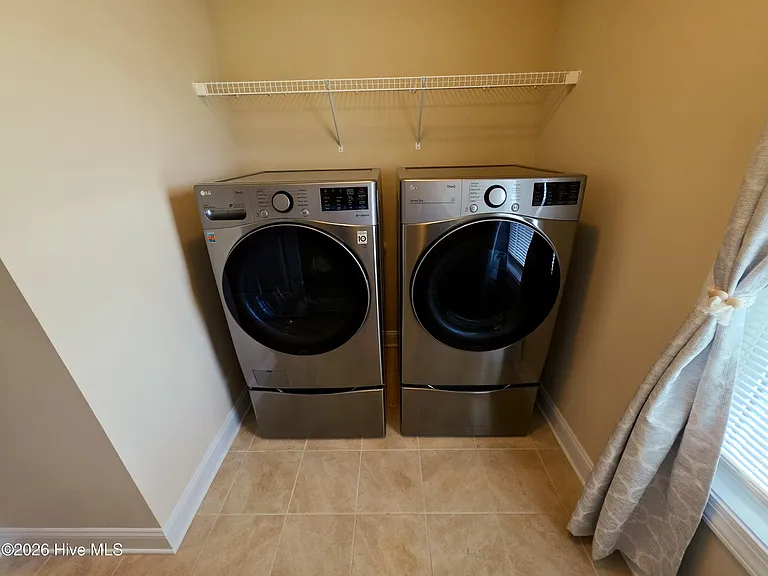 406 Tyrrell Trl — Photo 21