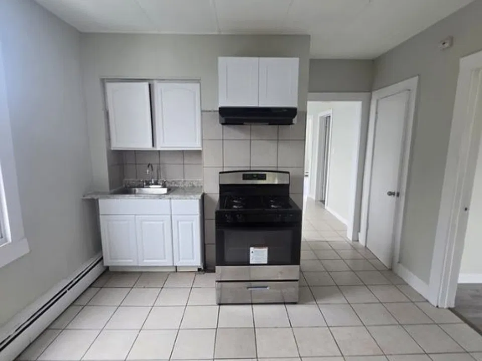 42 Doremus St #G5