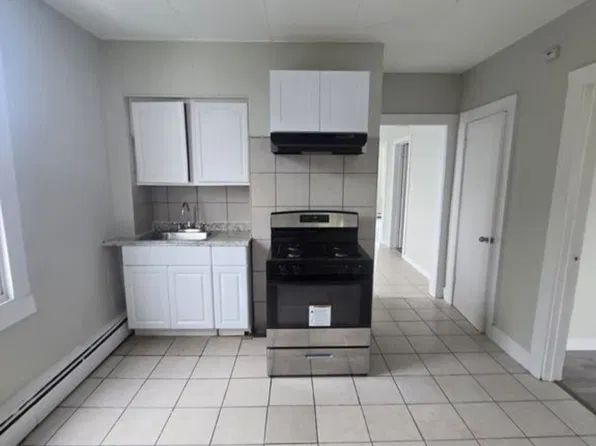 42 Doremus St, Paterson, NJ