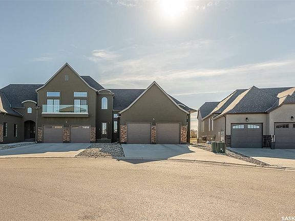 2nd image of 37 Hodges Cres #5